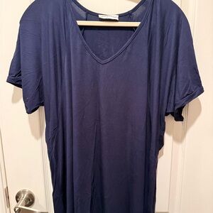 CJLA CJ’s favorite Boyfriend tee size large navy